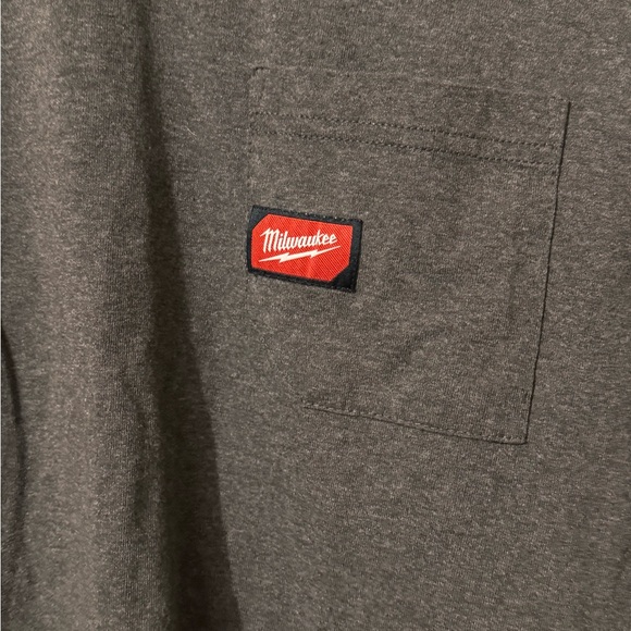Milwaukee Men’s Dark Gray Short-Sleeve Pocket Tee - Picture 3 of 5